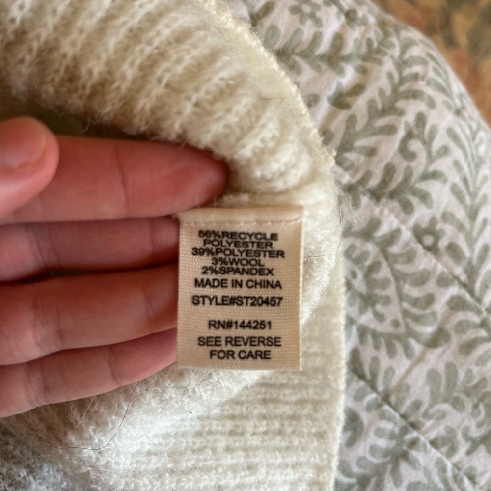 Jessica Simpson Cream Knit Sweater - Picture 4 of 4
